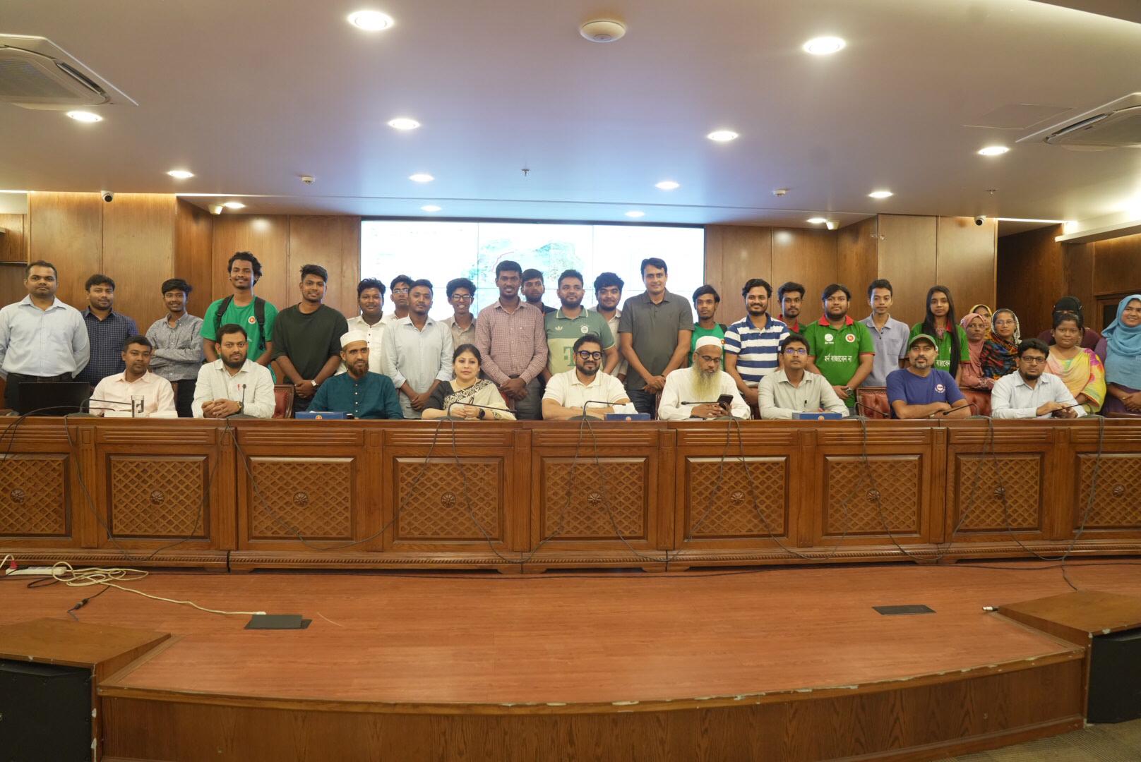 রাজধানীর ৩৩টি খাল রক্ষনাবেক্ষন ও সবুজায়নে কাজ করবে ডিএনসিসি নির্ধারিত সেচ্ছাসেবকগণ