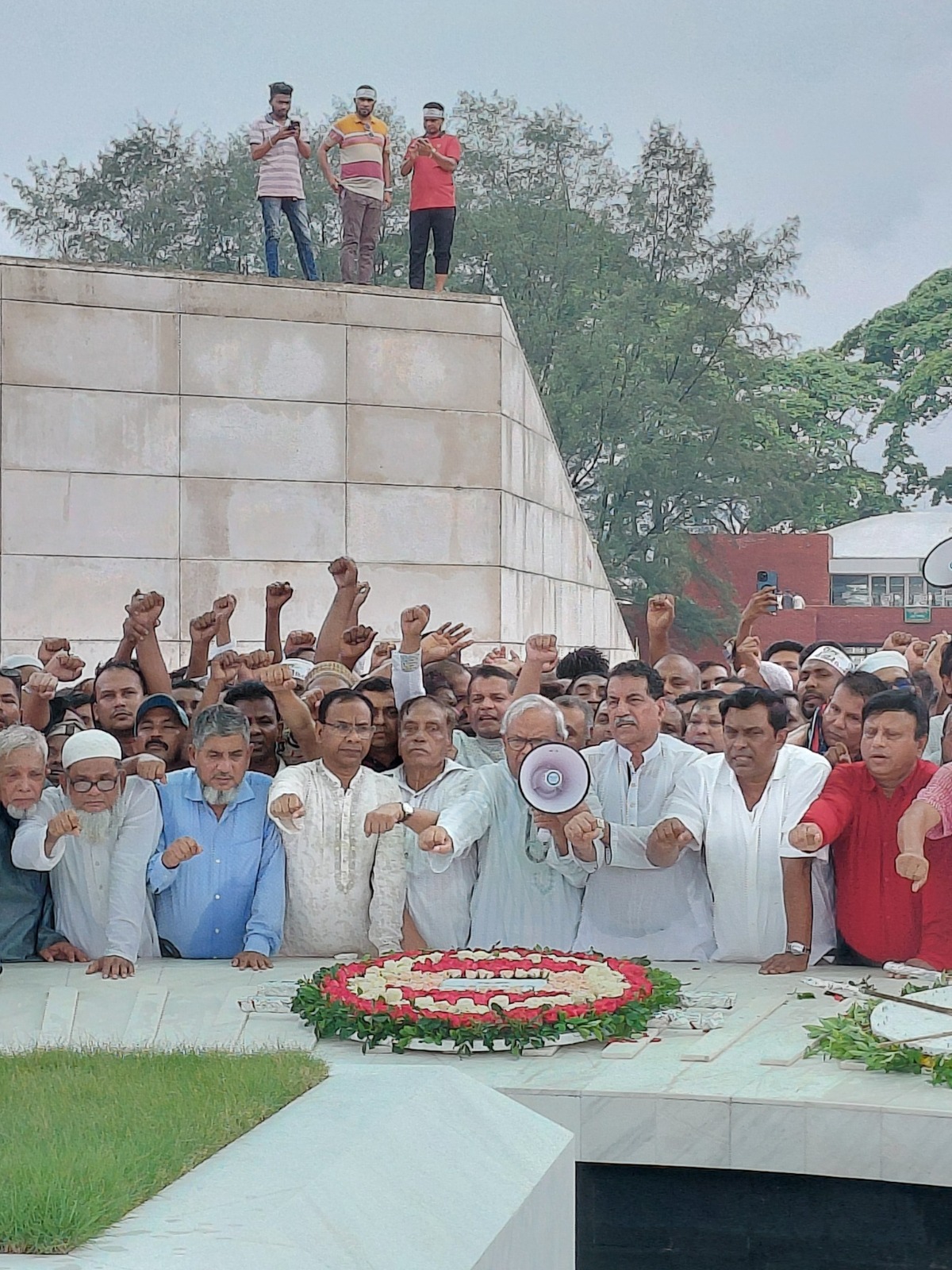 নির্বাচন নিয়ে সরকারের প্রতিশ্রুতি দ্রুত বাস্তবায়ন করবে: রিজভী