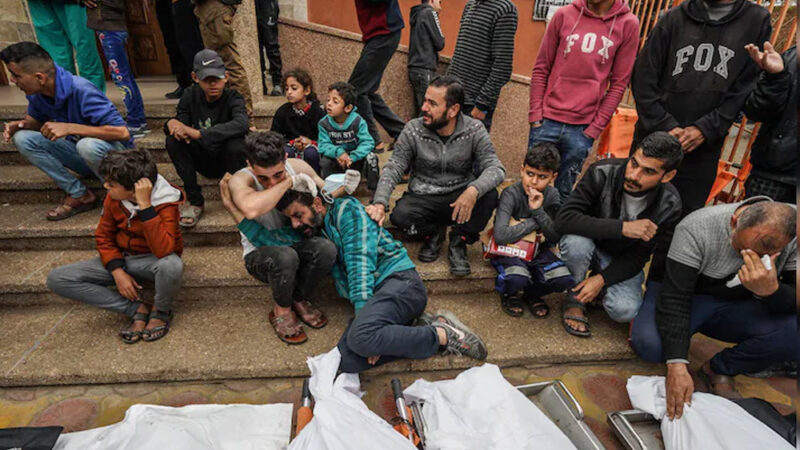 খাবার নিতে যাওয়া ১৪ ফিলিস্তিনিকে গুলি করে মারল ইসরায়েল