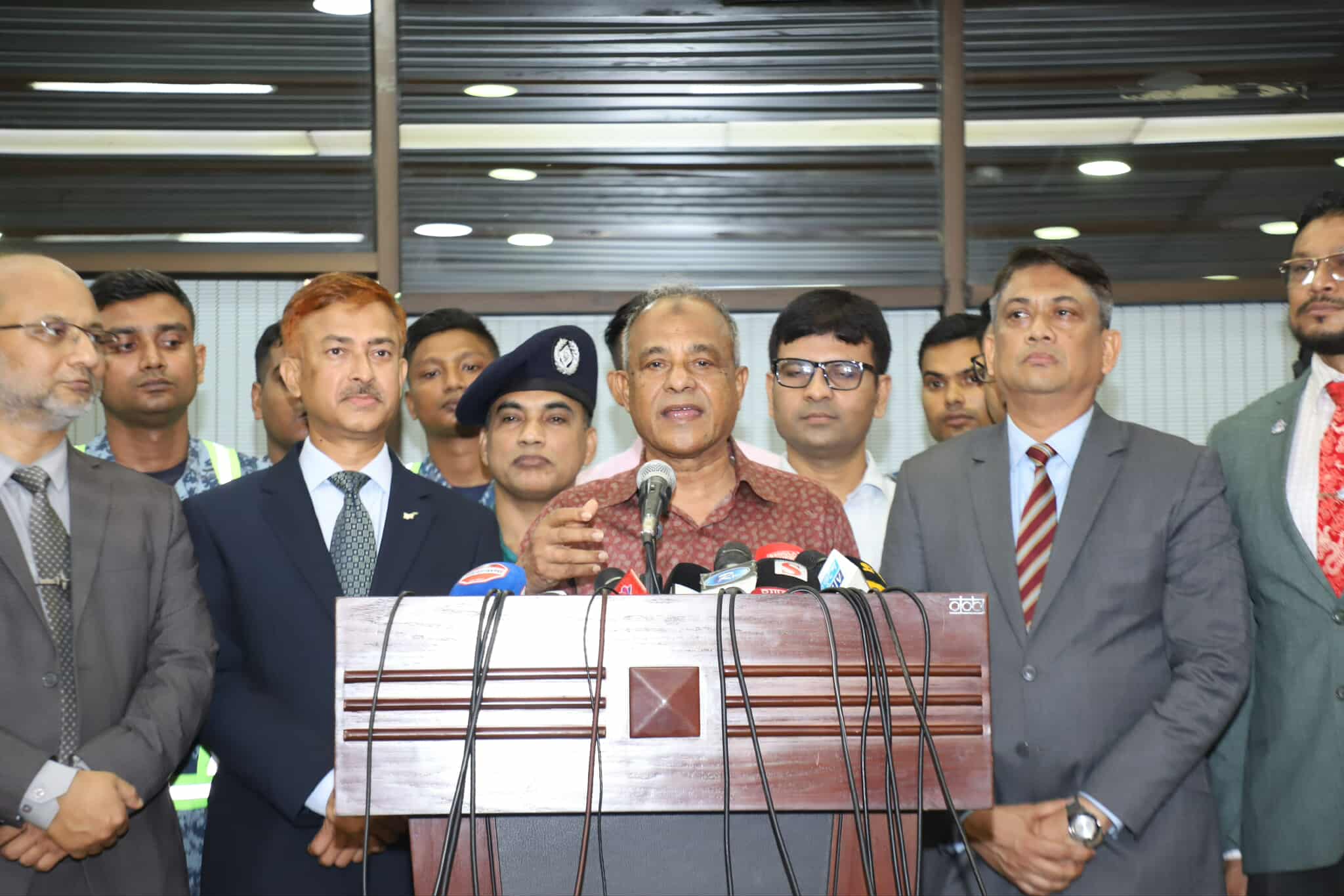 গোপালগঞ্জে সংঘর্ষের ঘটনায় পাঁচ জনের মৃত্যু নিয়ে যে দ্বিধা দ্বন্দ্ব তা নিরসনে ময়নাতদন্ত করা হবে