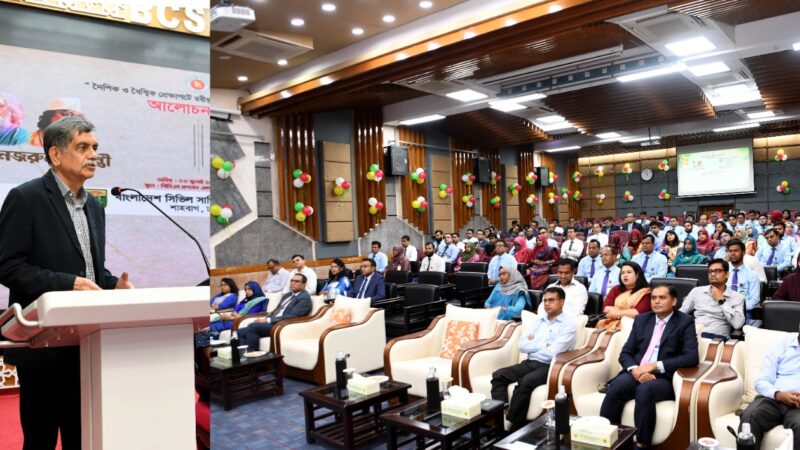 রব‌ন্দ্রনাাথ ও নজরুল দুজনই জীবন ঘ‌নিষ্ঠ ক‌বি ছি‌লেন : শিক্ষা উপদেষ্টা