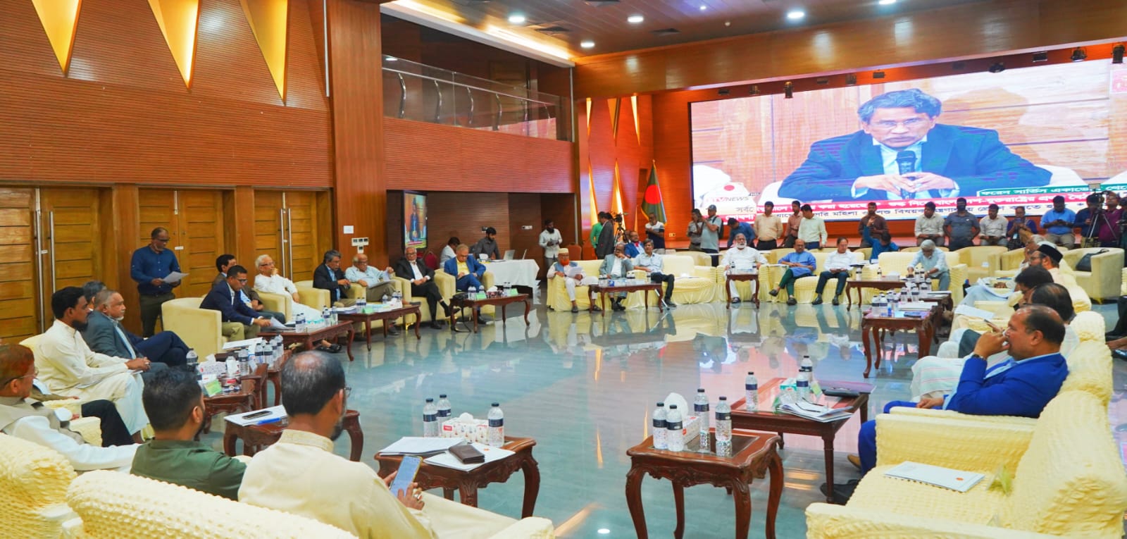 আলোচনায় যেসব বিষয়ে অগ্রগতি হয়েছে তা দ্রুত নিষ্পত্তি করতে চায় কমিশন: আলী রীয়াজ