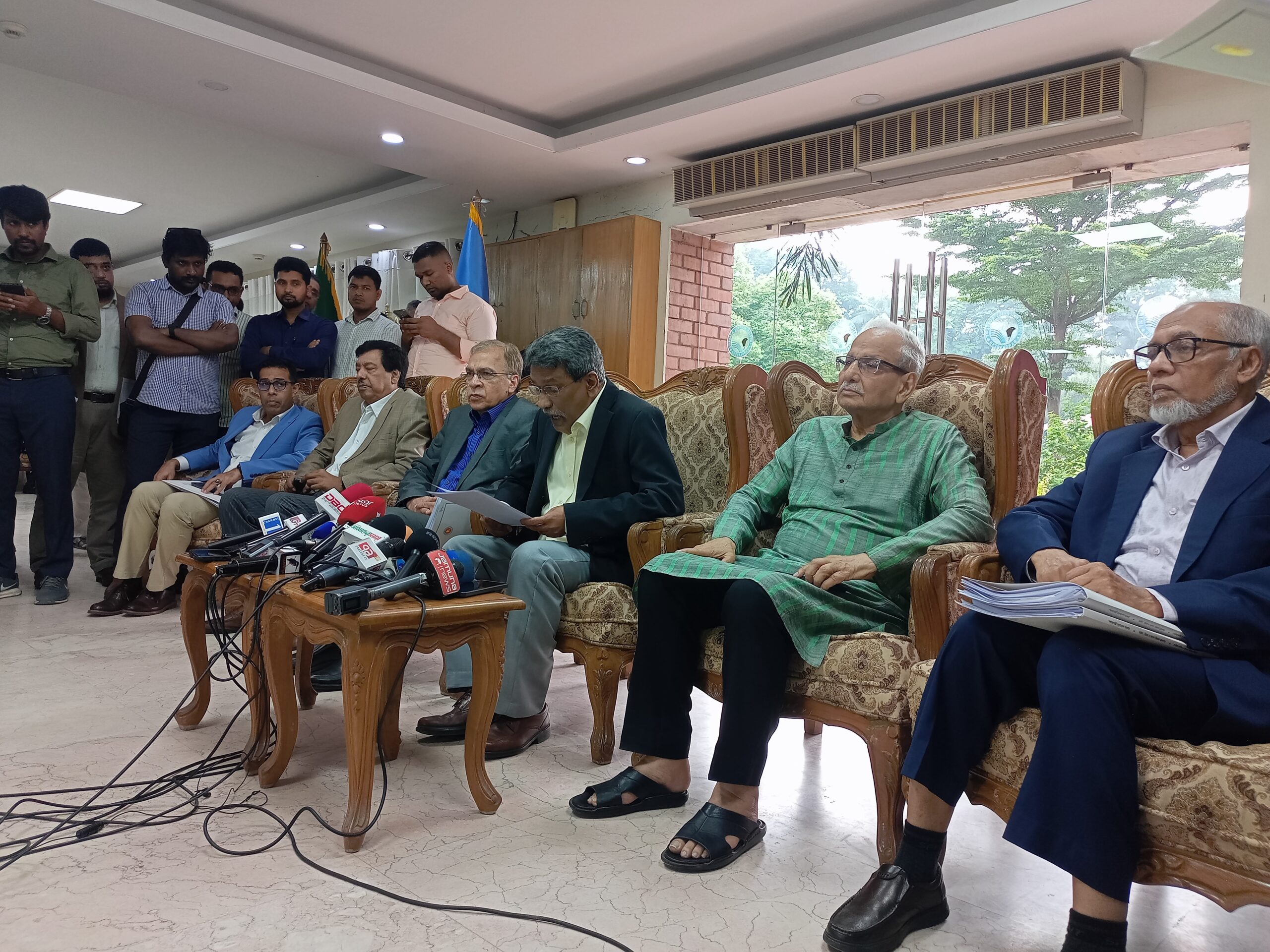 নির্বাচন কমিশনারদের নিয়োগ প্রক্রিয়ায় একমত ঐকমত্য কমিশন