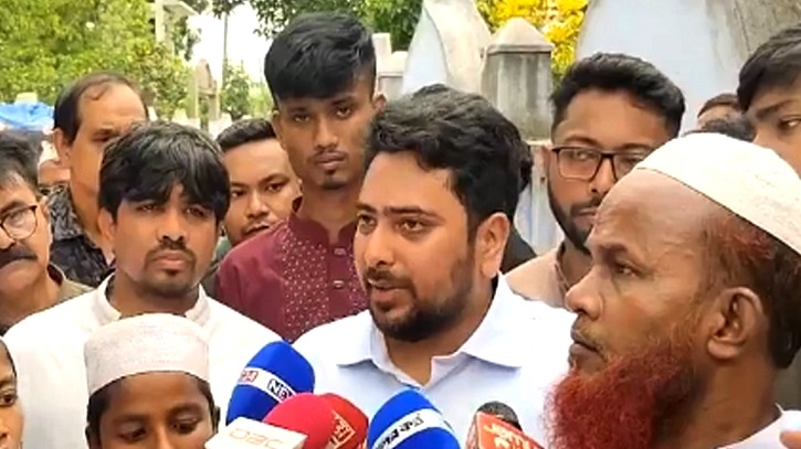 এবার মানুষ রাজপথে নামলে আর কাউকে ক্ষমা নয়: নাহিদ ইসলাম