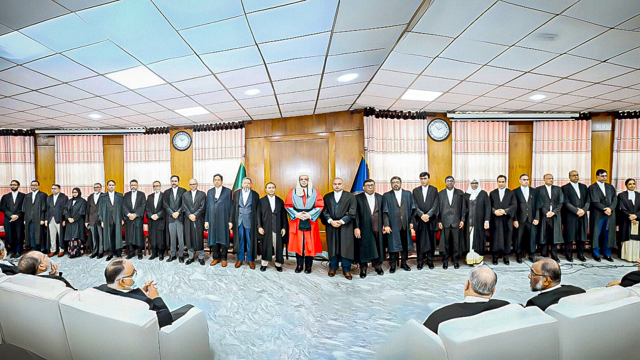 হাইকোর্টে নতুন ২৫ বিচারপতির শপথ