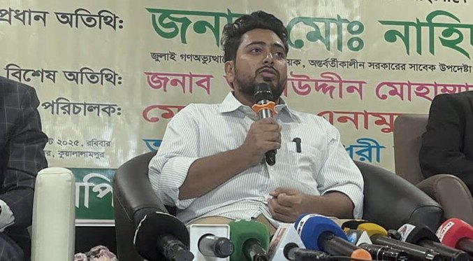 ফেব্রুয়ারিতে নির্বাচন নিয়ে সন্দেহ নাহিদ ইসলামের