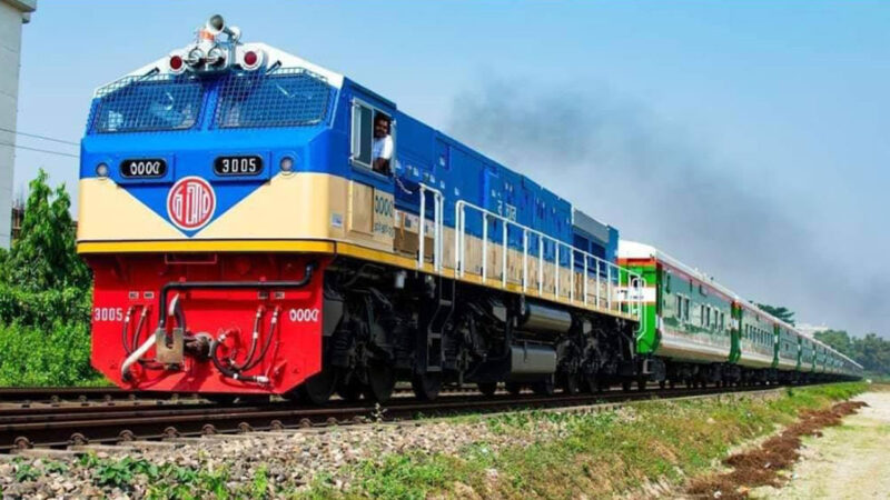 জুলাই ঘোষণাপত্র : ৮ জোড়া বিশেষ ট্রেন