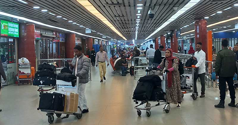 শাহজালাল বিমানবন্দরে সরকারি কর্মকর্তা-কর্মচারীদের জন্য কল্যাণ ডেস্ক চালু