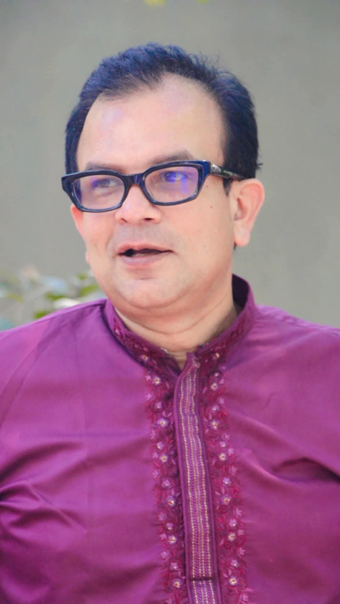 বিএনপি থেকে বহিষ্কৃত রিয়াদের আতঙ্কে অতিষ্ঠ ব্যবসায়ীরা