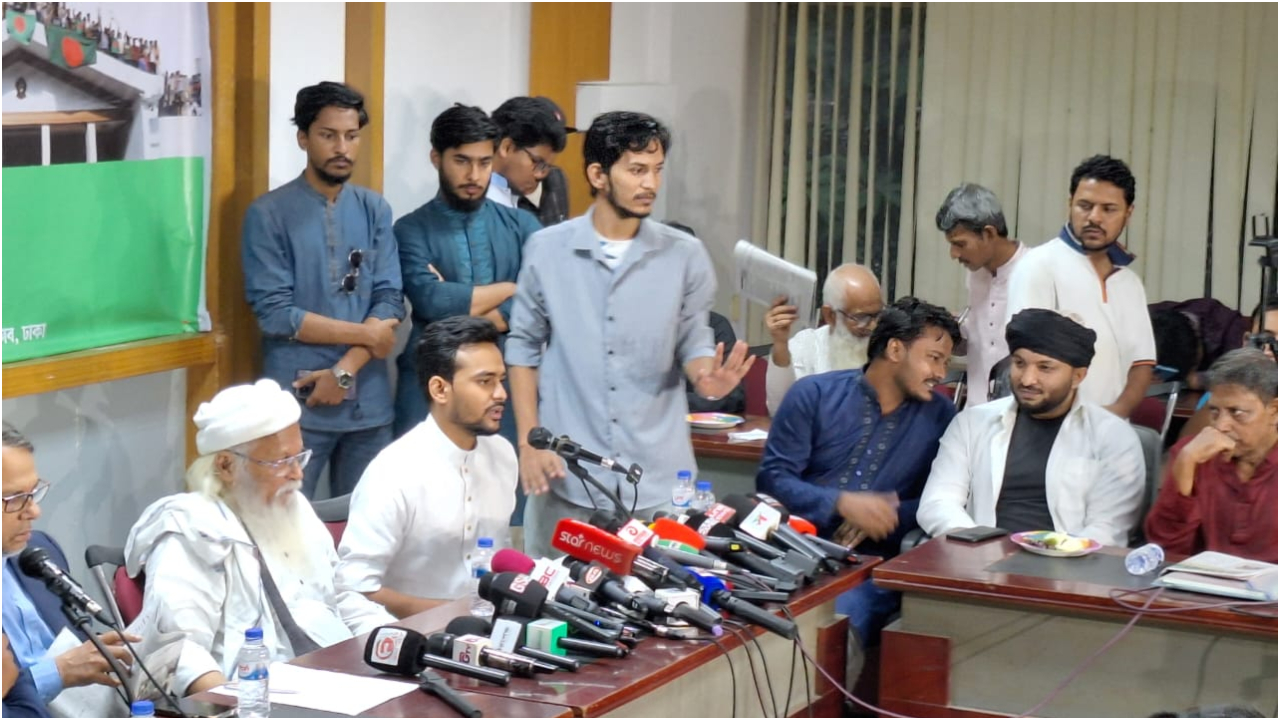 যারা সংস্কারের কথা বেশি বলত, তারা উল্টো পথে : আসিফ মাহমুদ