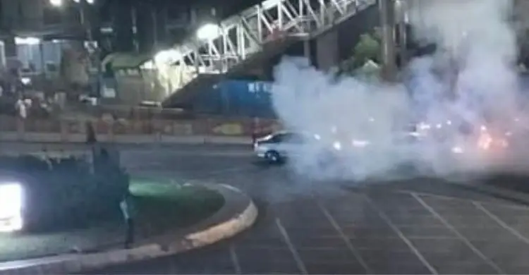 কারওয়ান বাজার মোড়ে ককটেল বিস্ফোরণ