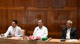 মন্ত্রী-এমপিদের চাল-চলনে মার্জিত থাকতে প্রধানমন্ত্রীর নির্দেশ